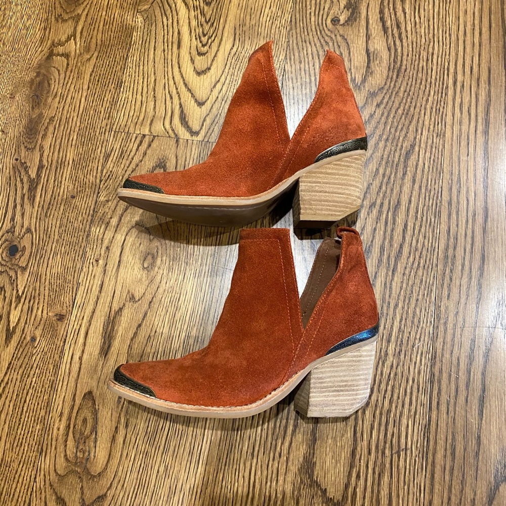 Jeffery Campbell booties size 6